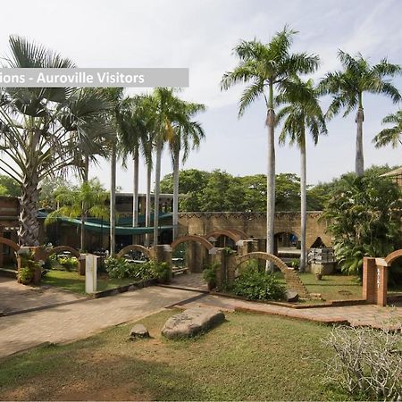 Fabhotel Les Boganveillea Auroville Esterno foto