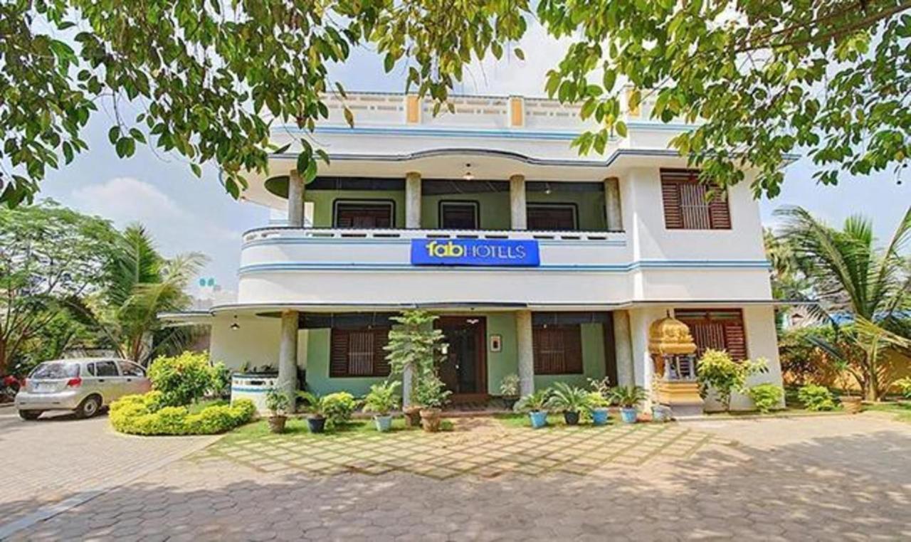 Fabhotel Les Boganveillea Auroville Esterno foto