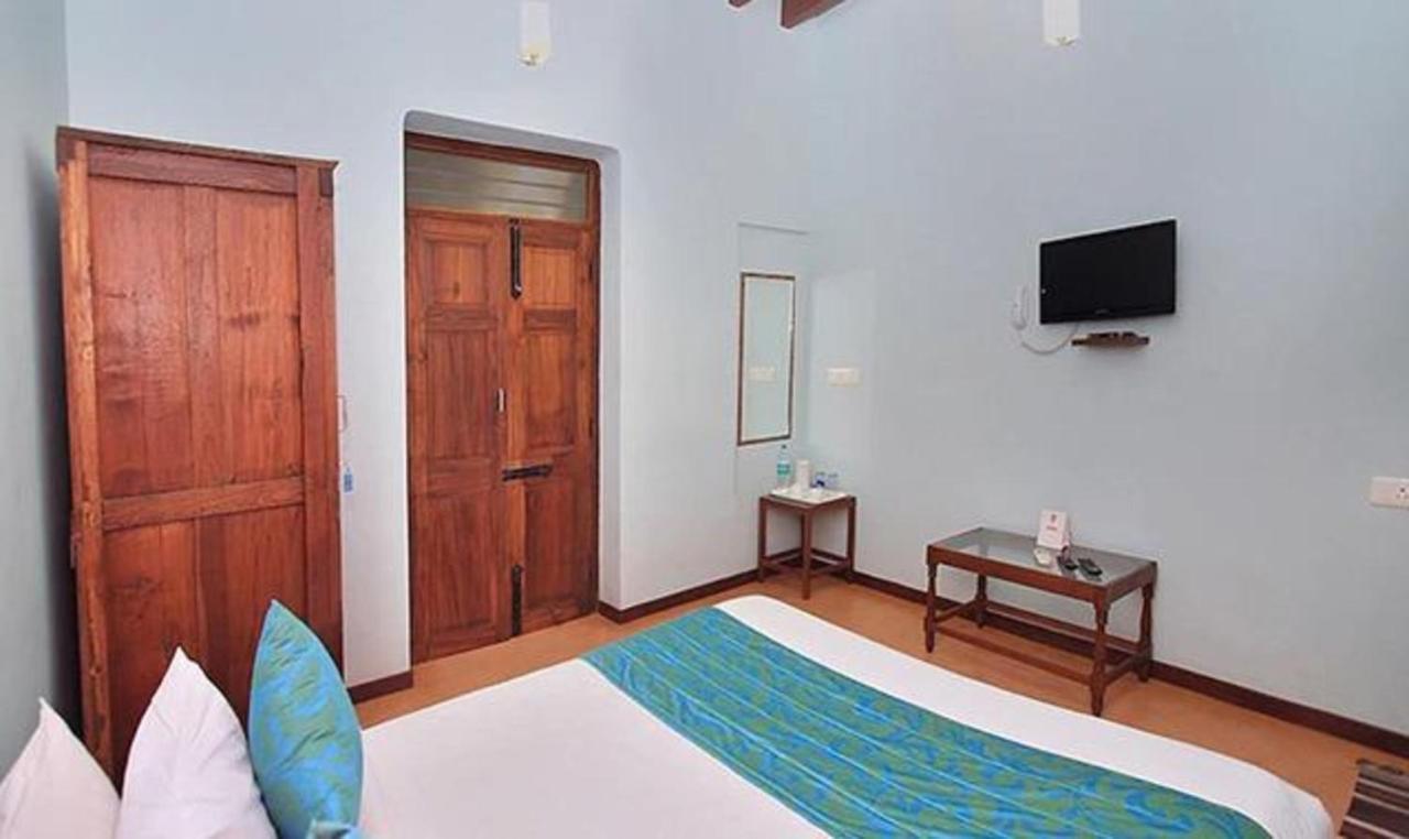 Fabhotel Les Boganveillea Auroville Esterno foto