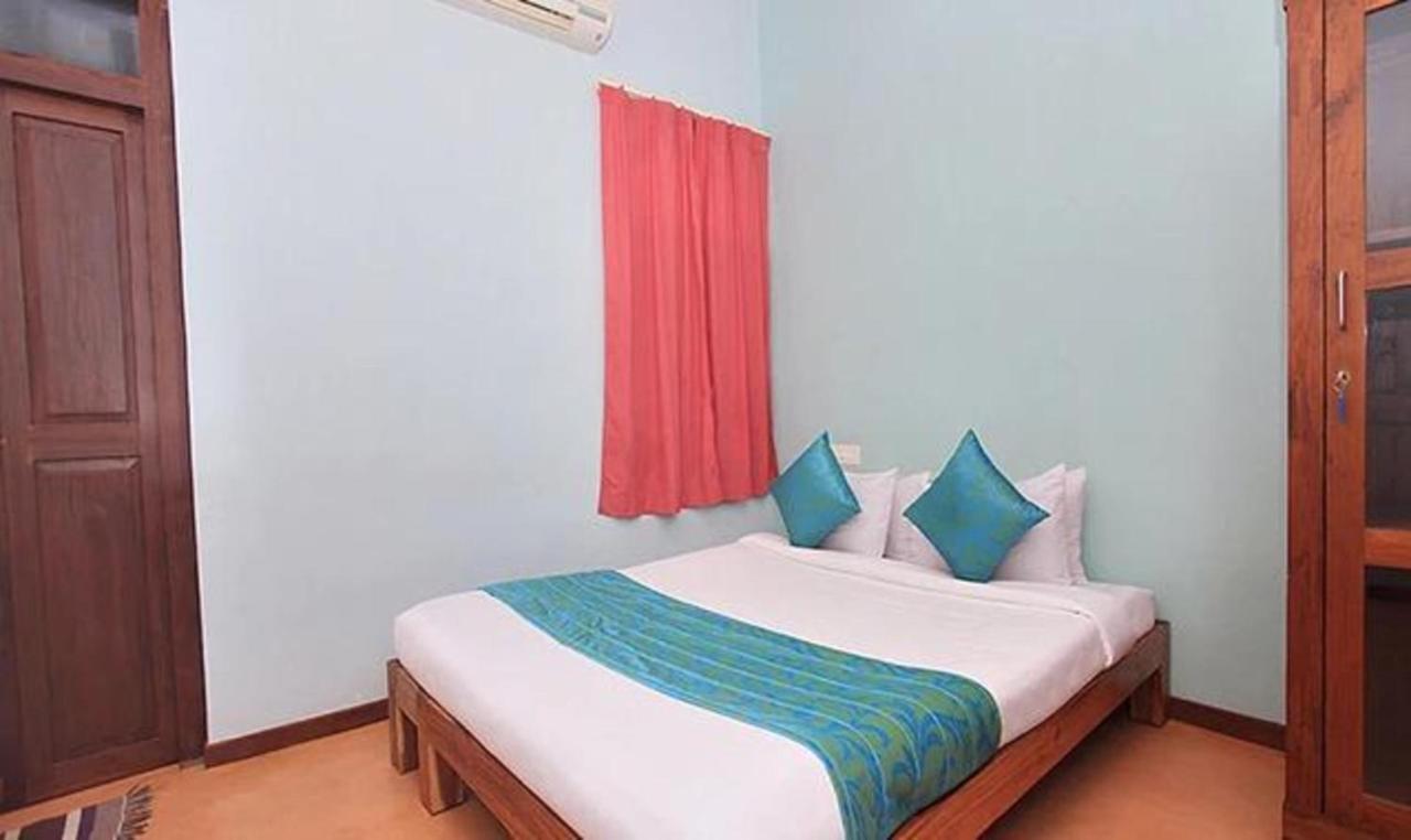 Fabhotel Les Boganveillea Auroville Esterno foto